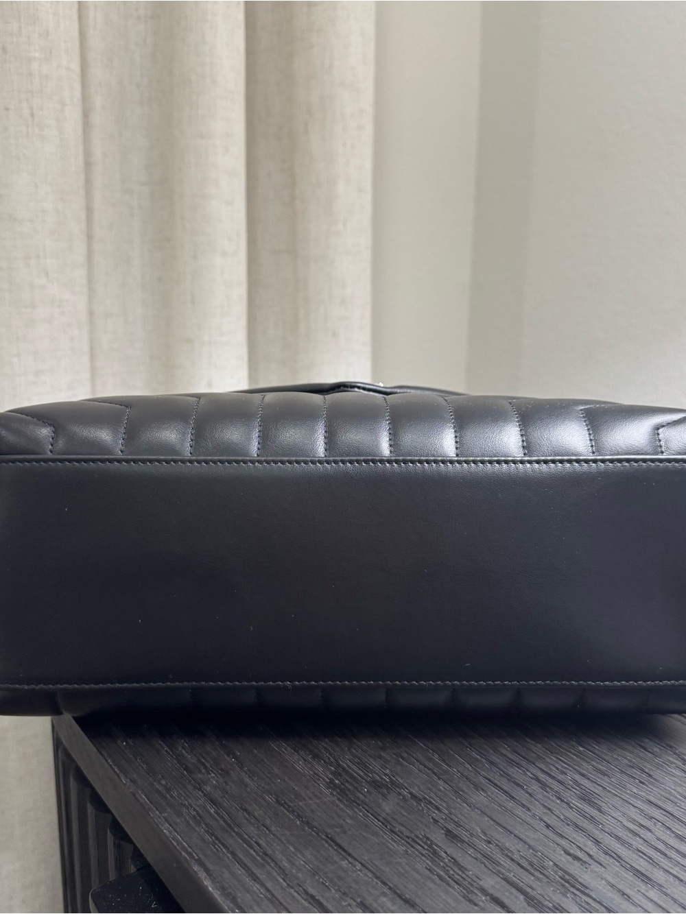 Saint Laurent YSL Loulou Medium Shoulder Bag Quilted Leather Black - Picture 5 of 9